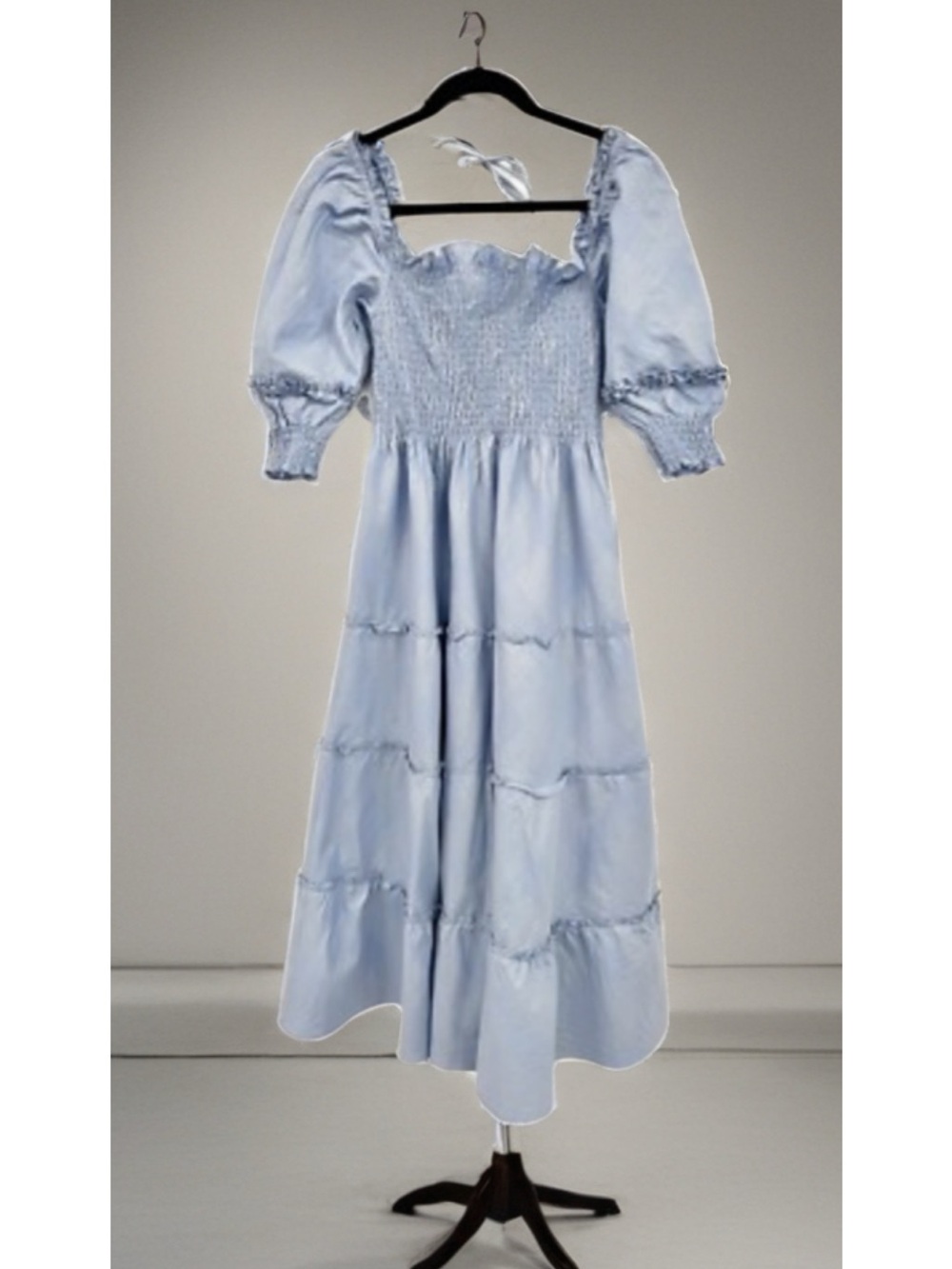 Hill House nelli nap  Light Blue shimmer Smocked Puff-Sleeve midi Dress - Picture 2 of 2